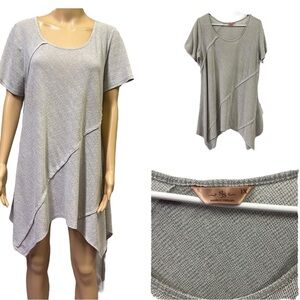 SJS Light Gray Pullover Knit Asymmetrical Hem Short Sleeve Tunic Top Womens 1X